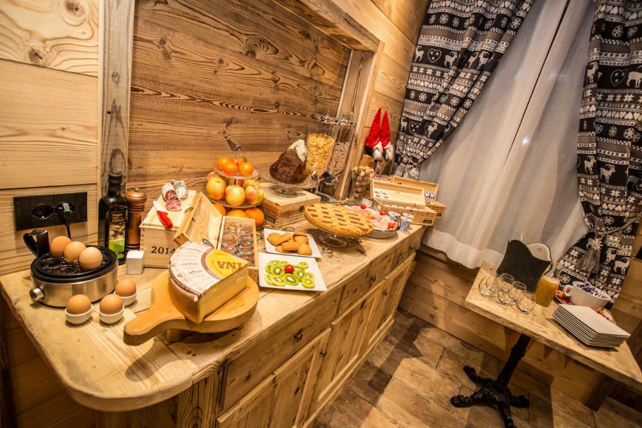 Alpine Rooms Guesthouse Breuil-Cervinia Eksteriør bilde