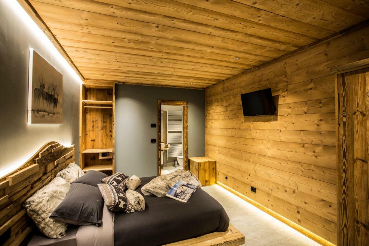 Alpine Rooms Guesthouse Breuil-Cervinia Eksteriør bilde