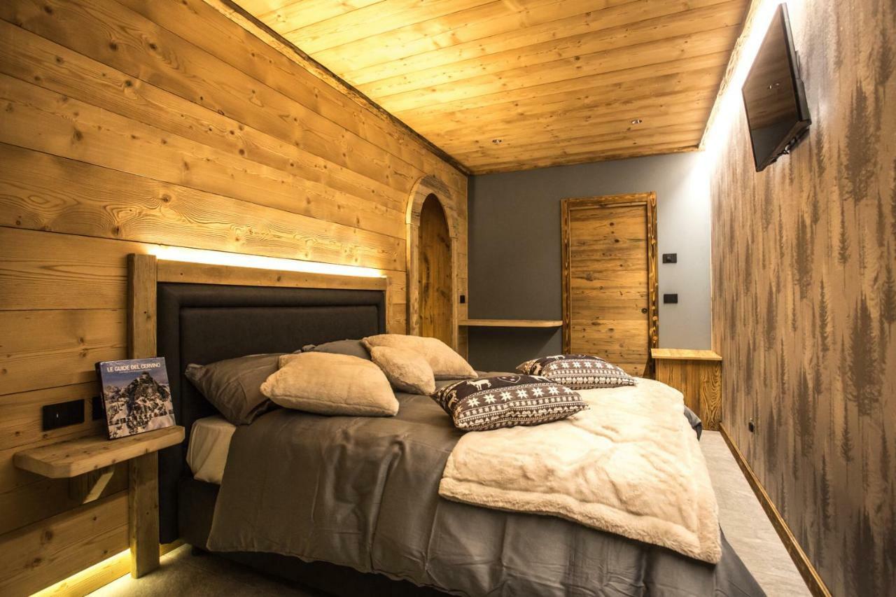 Alpine Rooms Guesthouse Breuil-Cervinia Eksteriør bilde