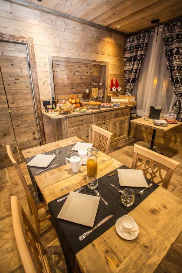 Alpine Rooms Guesthouse Breuil-Cervinia Eksteriør bilde