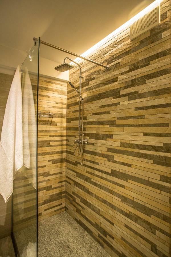 Alpine Rooms Guesthouse Breuil-Cervinia Eksteriør bilde