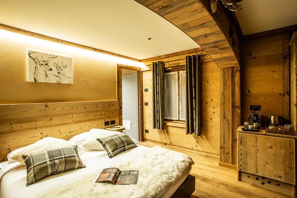 Alpine Rooms Guesthouse Breuil-Cervinia Eksteriør bilde